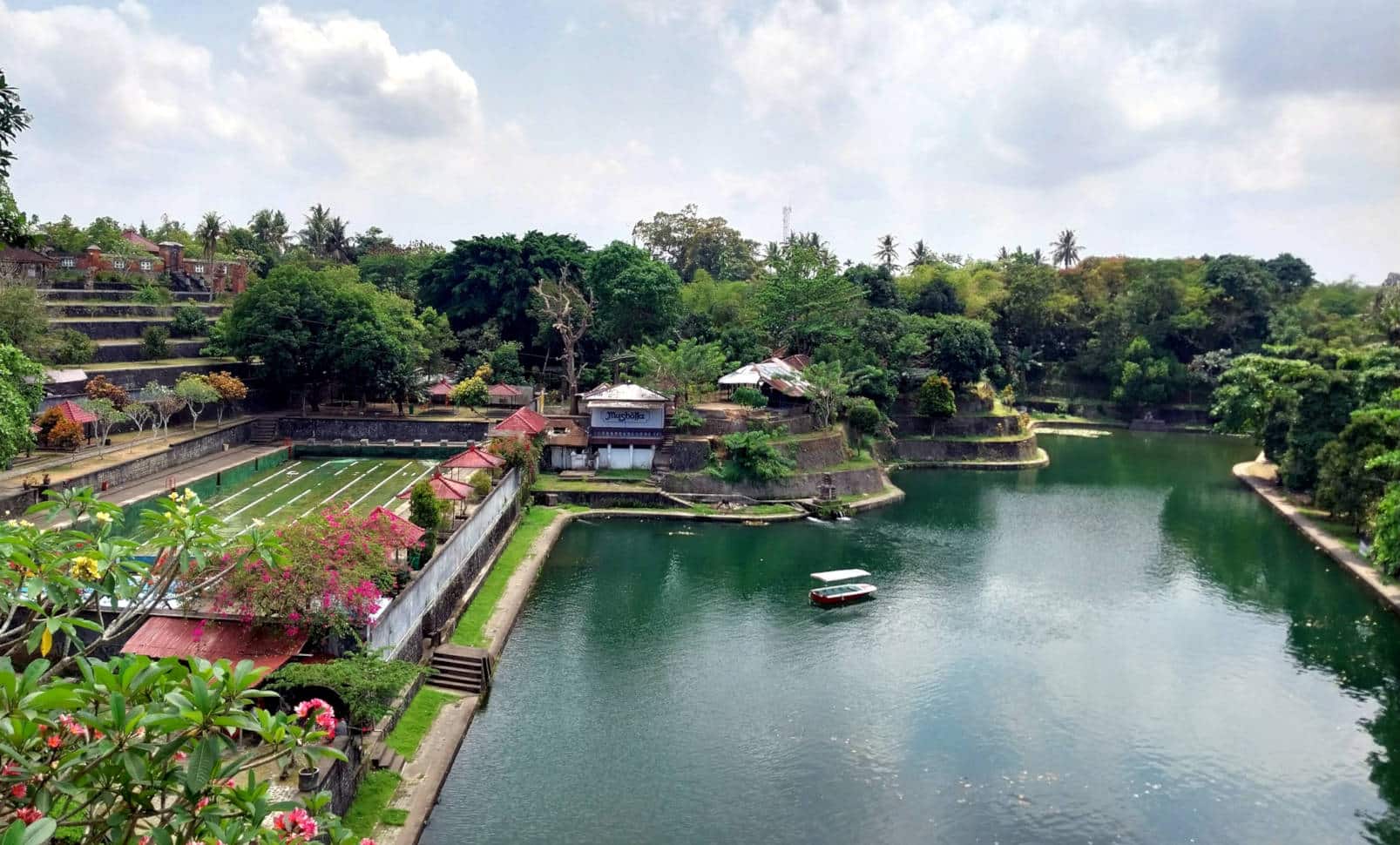 Narmada Water Palace