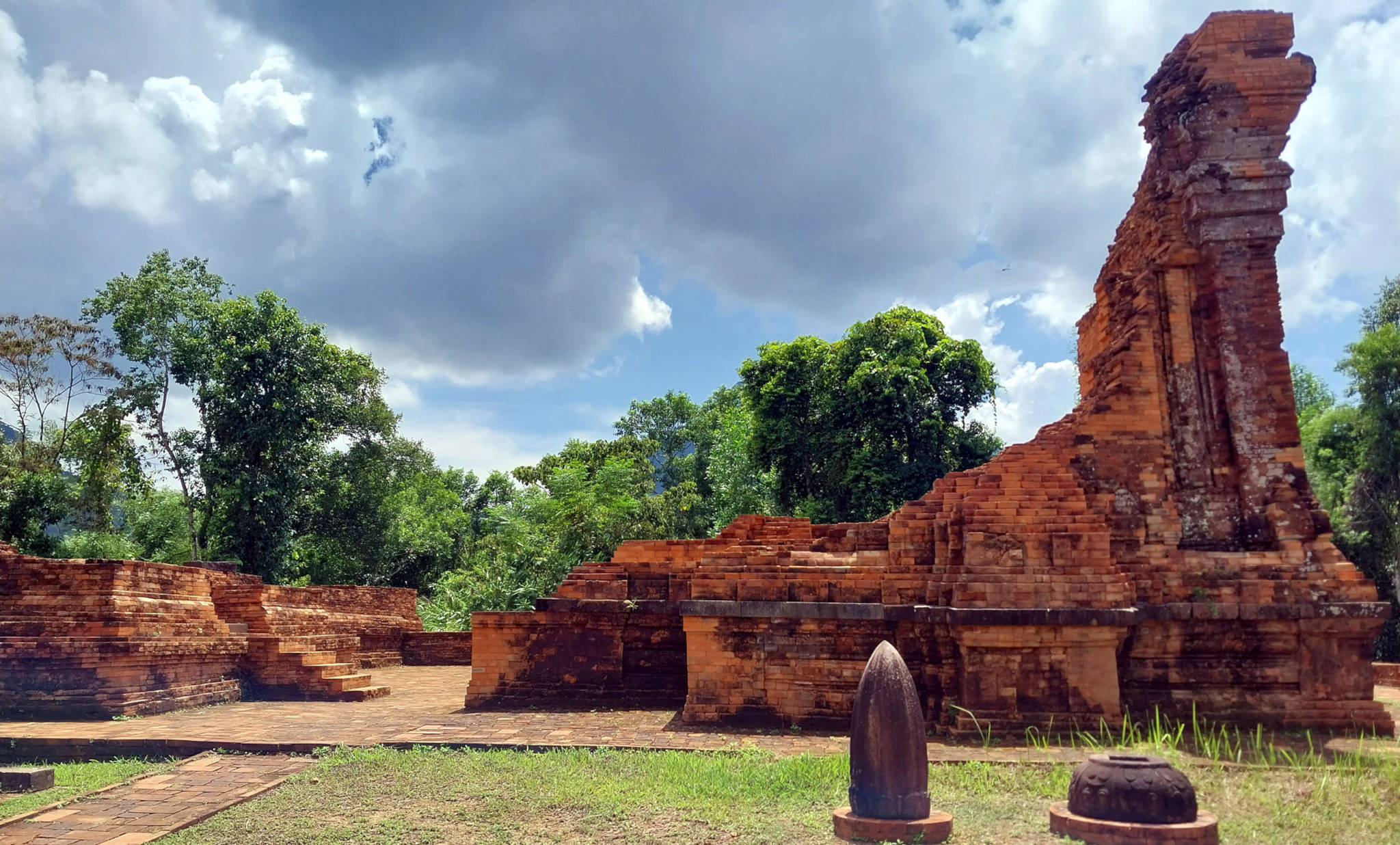Vietnam #12 – Pop Goes the Tyre, My Son!