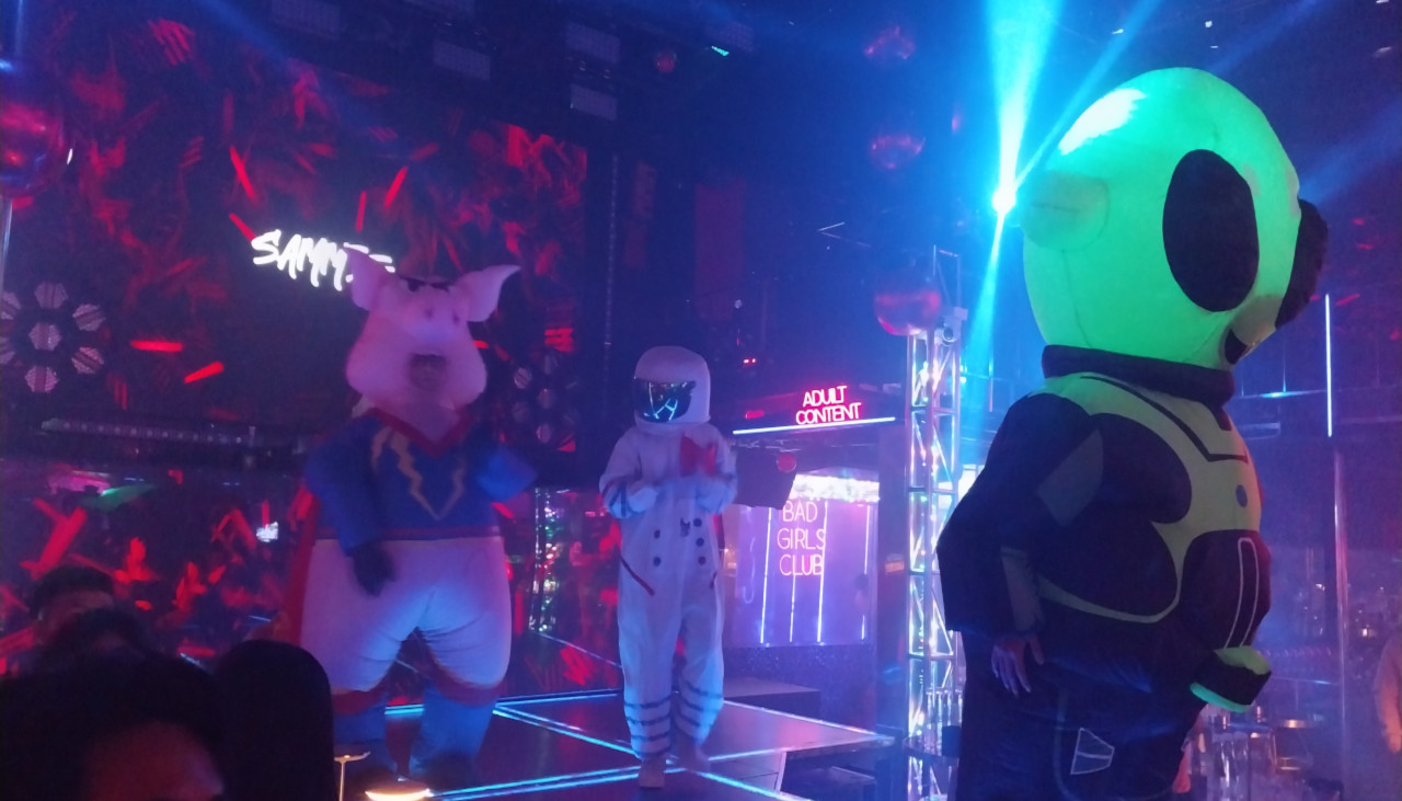 Hanoi Dance Clubs. An Alien, Spaceman & Angry Pig on a Dancefloor
